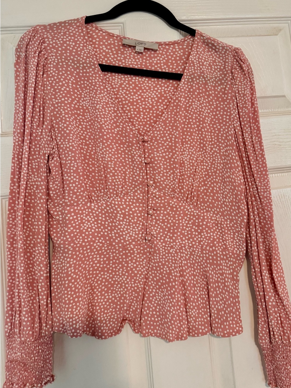 LOFT Women’s Dusty Rose Spotted Peplum Blouse – Size 4